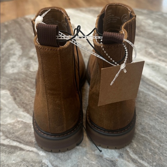 NEW Cliffs by White Mountain Men\'s Brown Faux Suede Boots Sz 7 main image 3
